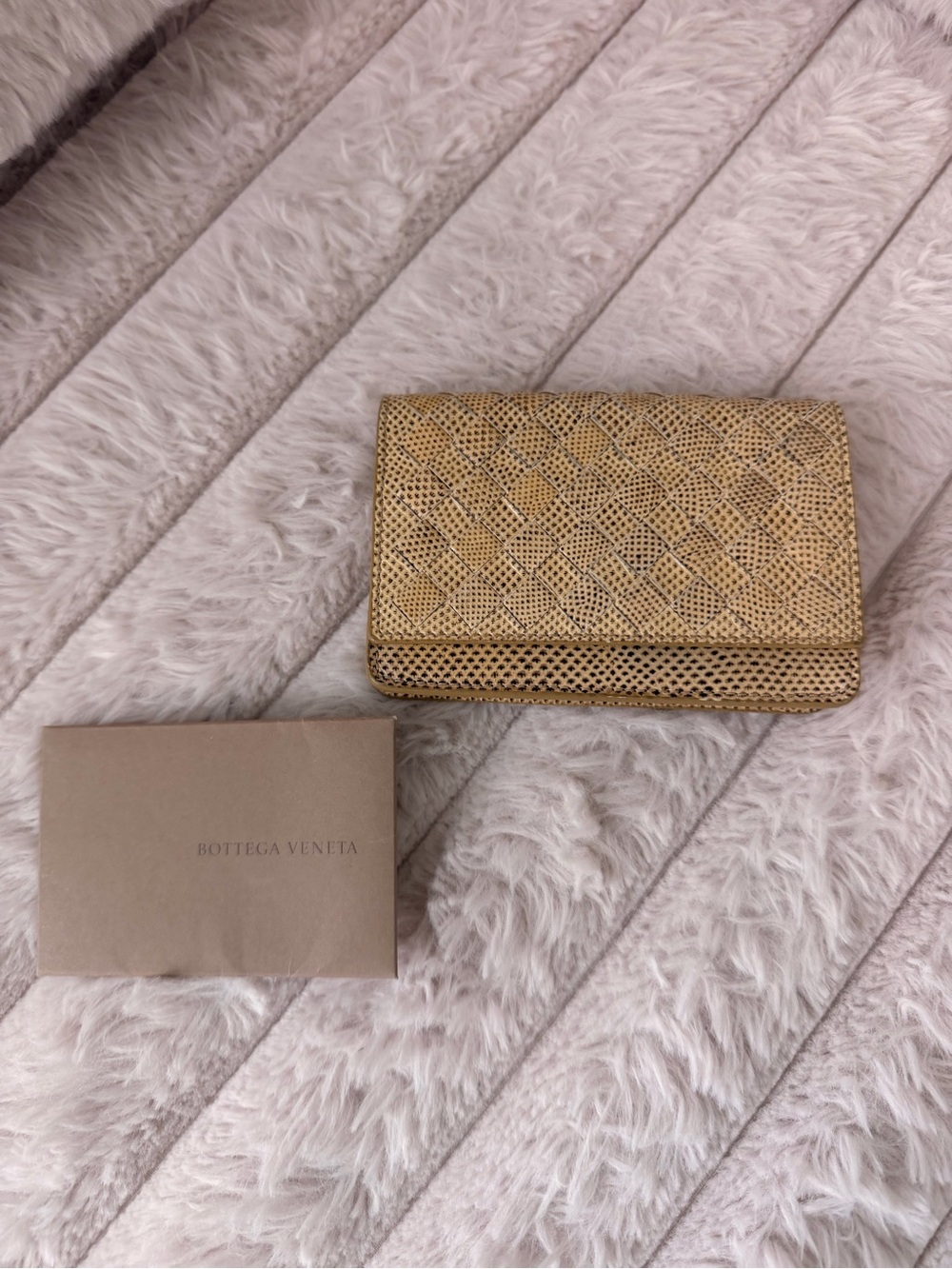 Bottega Veneta Woven Leather Wallet - Gold